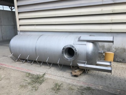 Stainless Steel Water Pressure Tank (2) - ถังเหล็ก ถังไซโล - อินโนเวชั่น เทค เอ็นจิเนียริ่ง